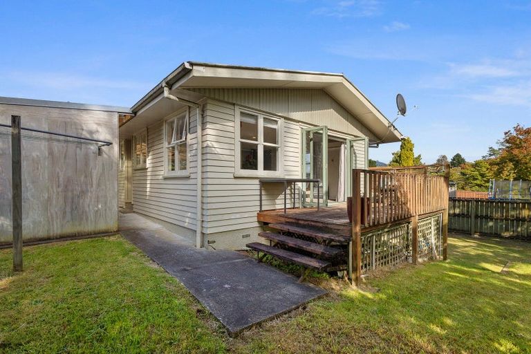 Photo of property in 16 Simmons Road, Taumarunui, 3920