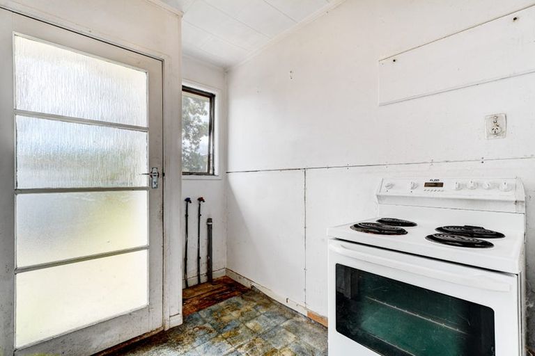 Photo of property in 31 Border Road, Henderson, Auckland, 0612