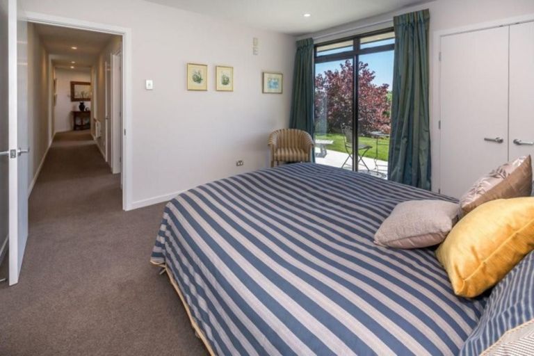 Photo of property in 151 Moncks Spur Road, Mount Pleasant, Christchurch, 8081