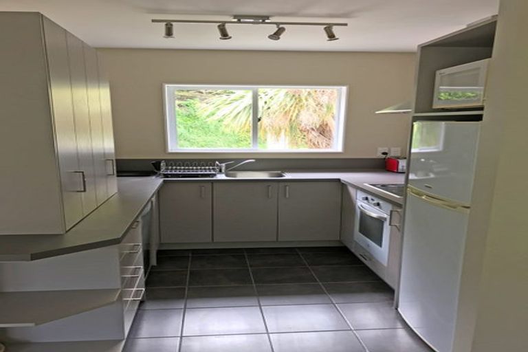 Photo of property in 37 Delhi Crescent, Khandallah, Wellington, 6035