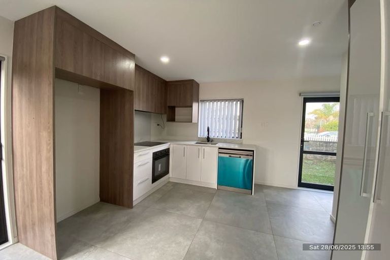 Photo of property in 67b Beeston Crescent, Manurewa, Auckland, 2102