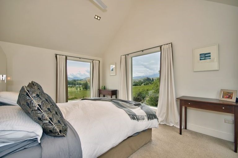 Photo of property in Millbrook Resort, 19 Malaghans Ridge, Arrowtown, 9371