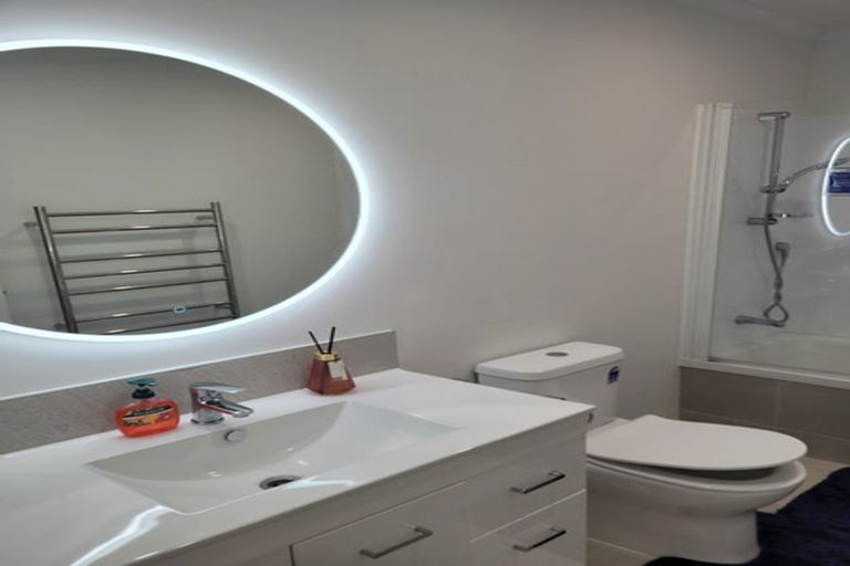 Photo of property in 18 Kutukutu Street, Takanini, 2112