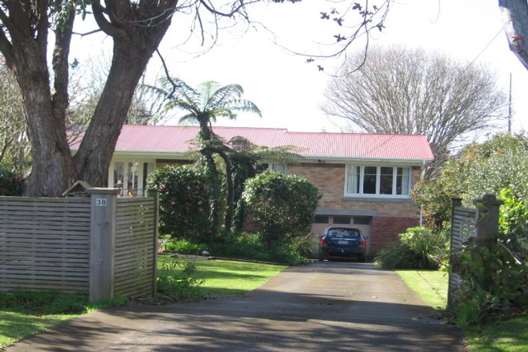 Photo of property in 38 Tui Crescent, Maunu, Whangarei, 0110