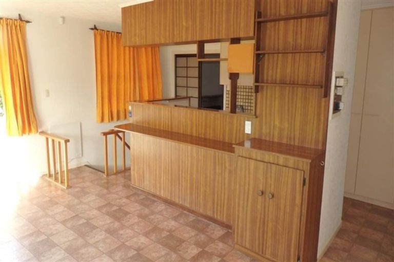 Photo of property in 14 Gills Avenue, Papakura, 2110