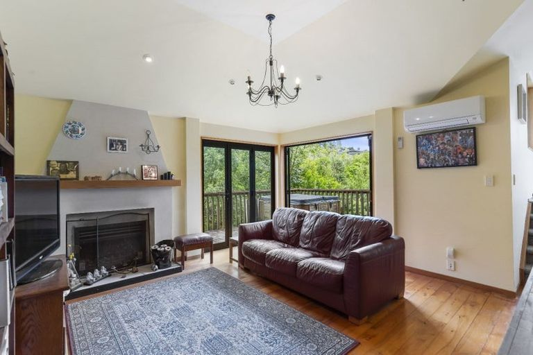 Photo of property in 18 Montressor Place, Howick, Auckland, 2014