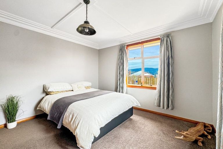 Photo of property in 29 Mornington Road, Balaclava, Dunedin, 9011