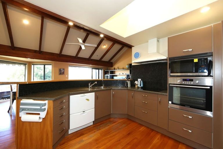 Photo of property in 39 Puflett Road, Havelock North, 4130