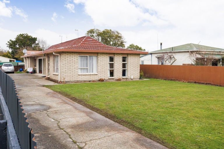 Photo of property in 15 Carthew Street, Feilding, 4702