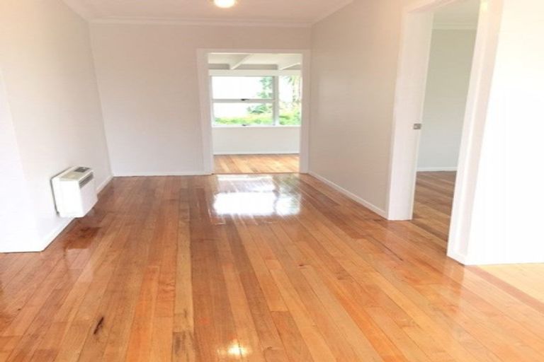 Photo of property in 26 Waimana Avenue, Northcote Point, Auckland, 0627