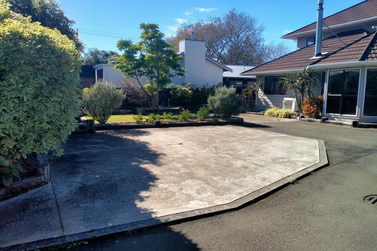 Photo of property in 99a Atawhai Road, Fitzherbert, Palmerston North, 4410