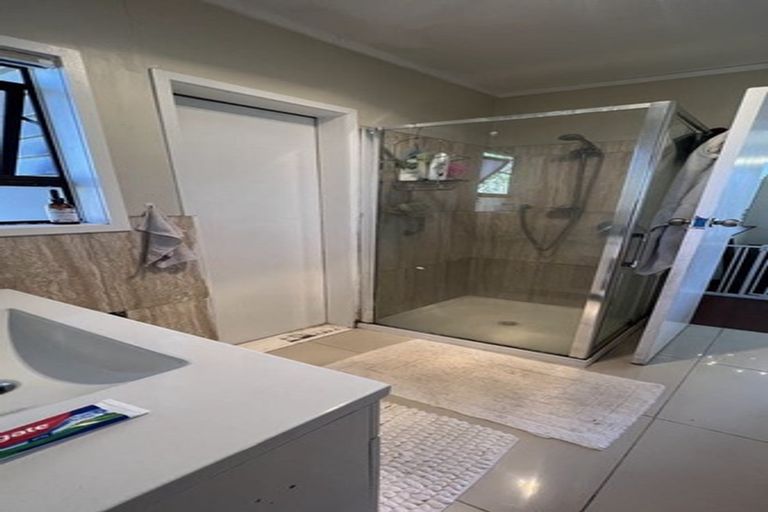 Photo of property in 43 Halver Road, Hillpark, Auckland, 2102