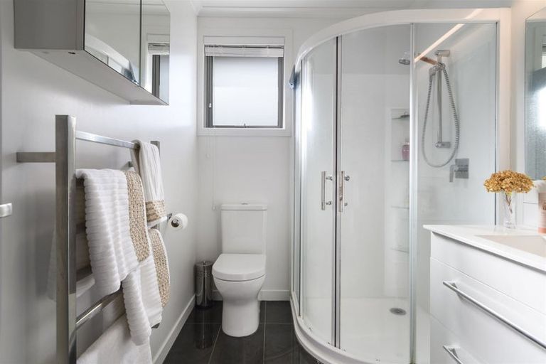 Photo of property in Waterview Estate, 6/4 Greystone Place, Omokoroa, 3114