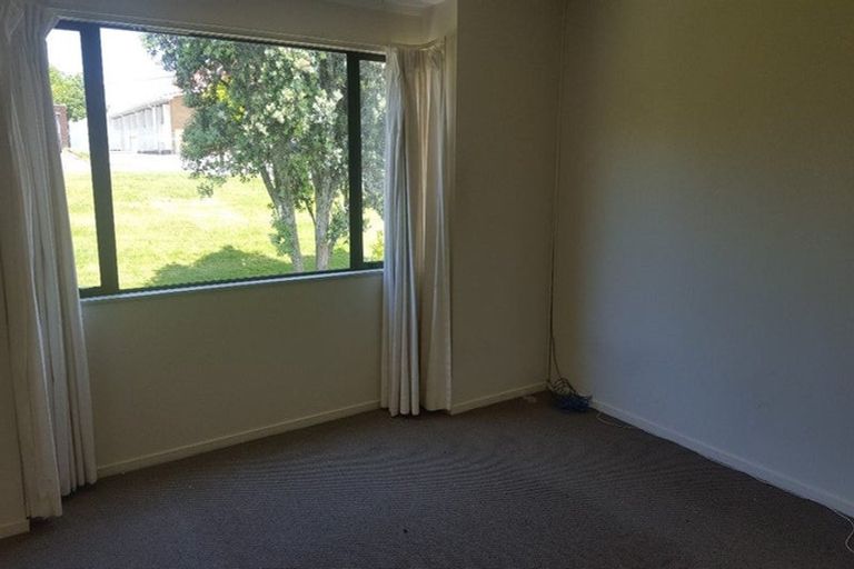 Photo of property in 26/8 Margan Avenue, New Lynn, Auckland, 0600
