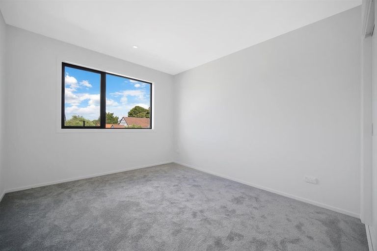 Photo of property in 6/25 Swanson Road, Henderson, Auckland, 0610