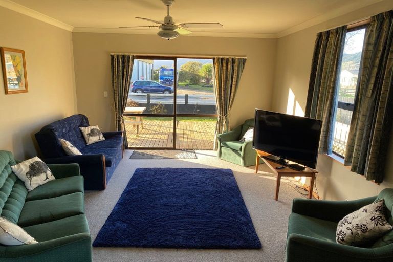 Photo of property in 126 Waverley Street, Karamea, 7893
