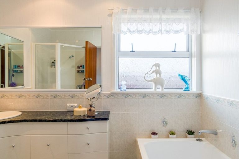 Photo of property in 5 Olympic Drive, Whakatane, 3120