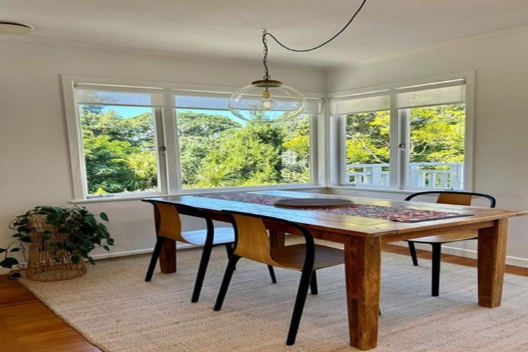 Photo of property in 6 Channel View Road, Campbells Bay, Auckland, 0630