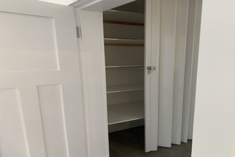 Photo of property in 70 Cutfield Road, New Plymouth, 4310