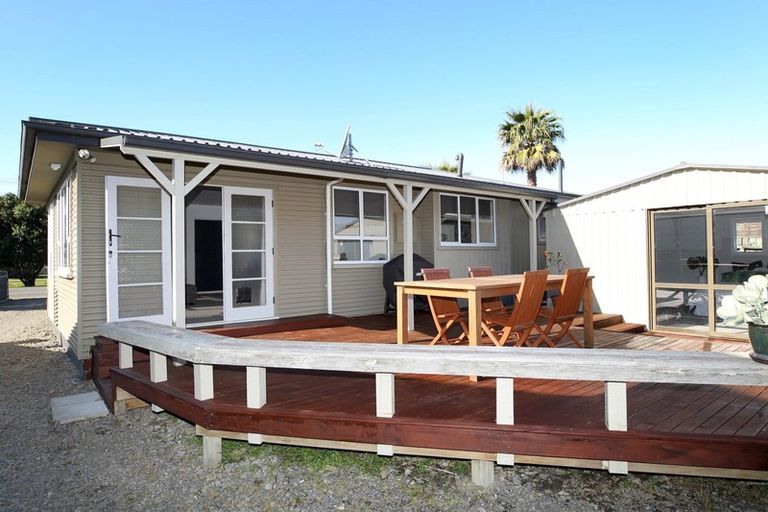 Photo of property in 266 Clifton Road, Te Awanga, 4102