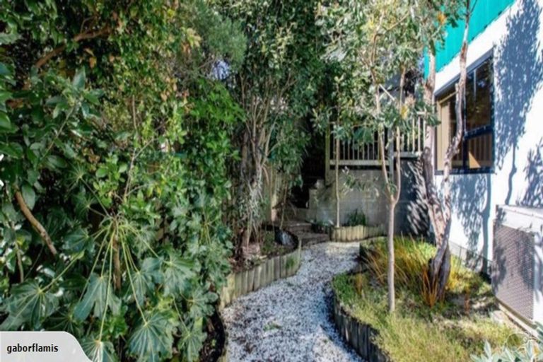Photo of property in 79 Sea Vista Drive, Pukerua Bay, 5026