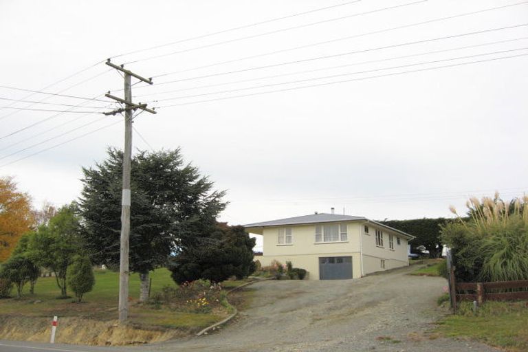 Photo of property in 25 Main Road, Maheno, Oamaru, 9495