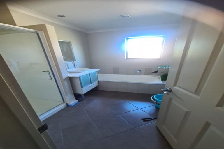 Photo of property in 100 Shakespeare Street, Leamington, Cambridge, 3432