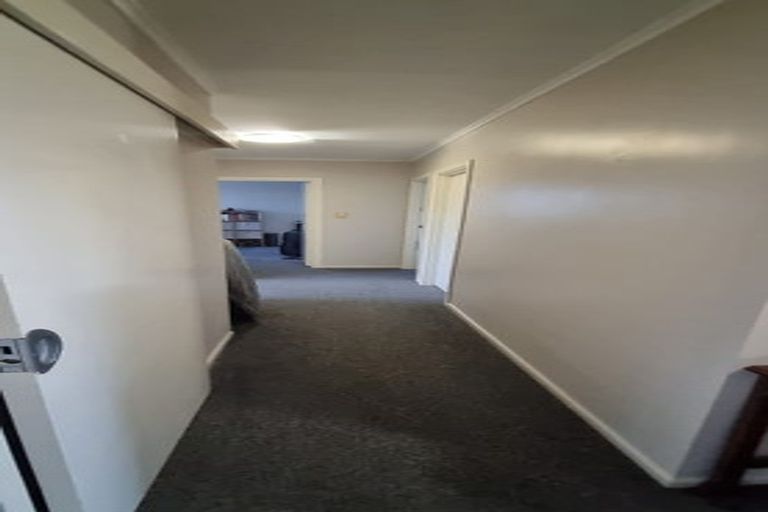 Photo of property in 17c Arran Road, Browns Bay, Auckland, 0630