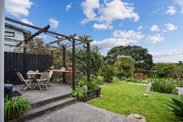 Photo of property in 11 Okiato Road, Okiato, Russell, 0272