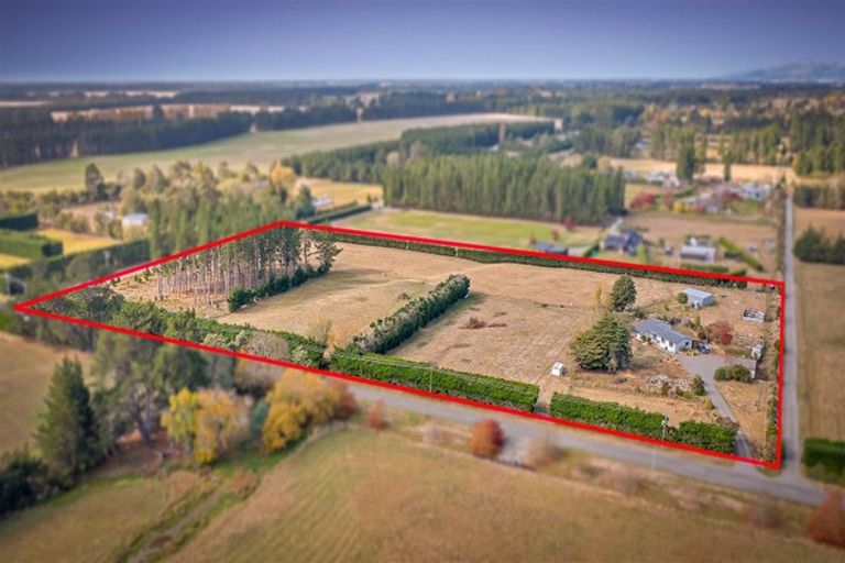 Photo of property in 1016 Weedons Ross Road, West Melton, Christchurch, 7671