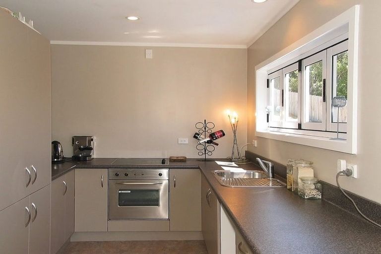 Photo of property in 104 Te Pene Avenue, Titahi Bay, Porirua, 5022