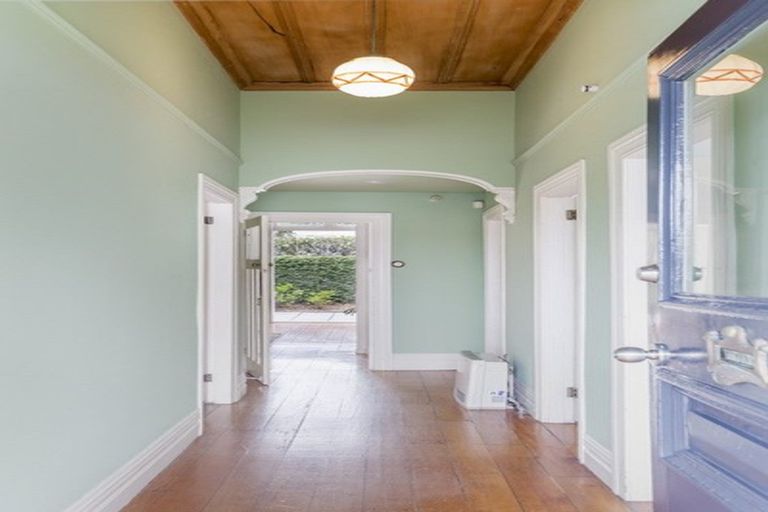 Photo of property in 1a Russell Street, Freemans Bay, Auckland, 1011