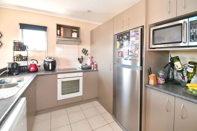 Photo of property in 30 Midshipman Court, Gulf Harbour, Whangaparaoa, 0930
