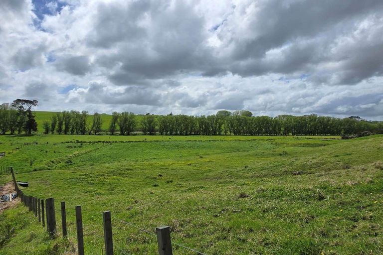 Photo of property in 38 Old Vintners Close, Te Kauwhata, 3782