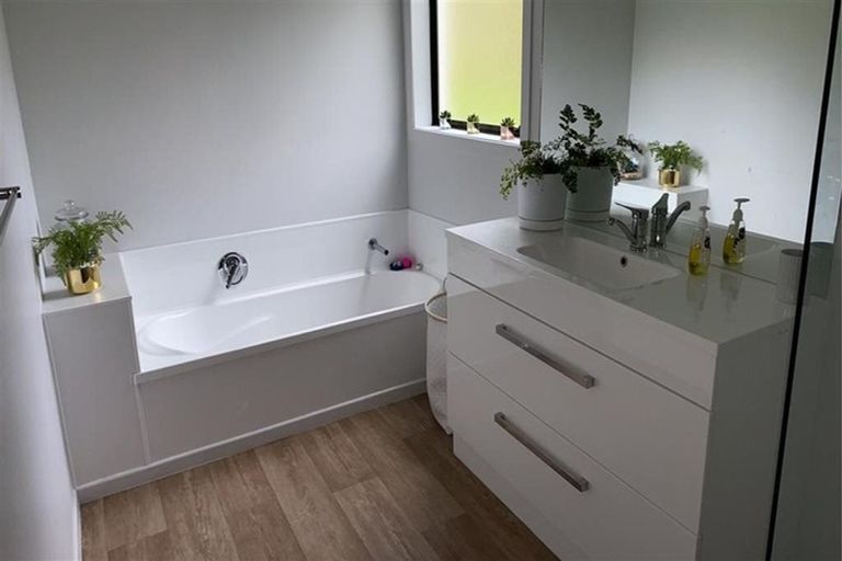 Photo of property in 51 Vale Road, Riverside, Whangarei, 0112