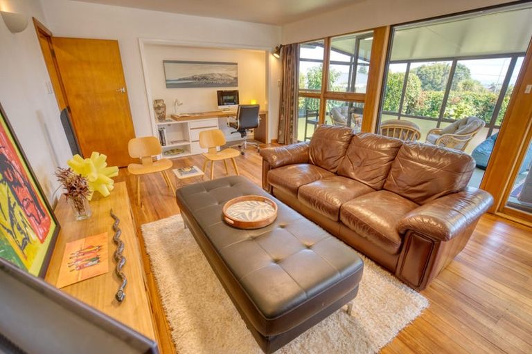 Photo of property in 37 Main South Road, Karoro, Greymouth, 7805