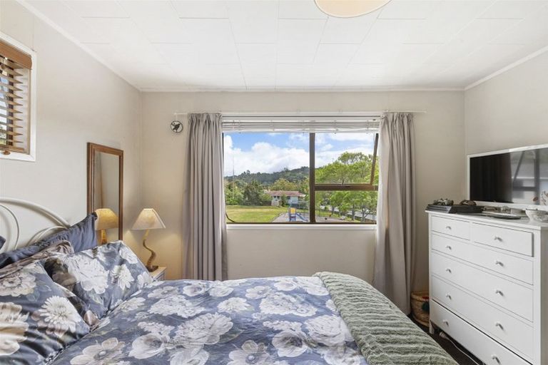 Photo of property in 53 Spinella Drive, Bayview, Auckland, 0629