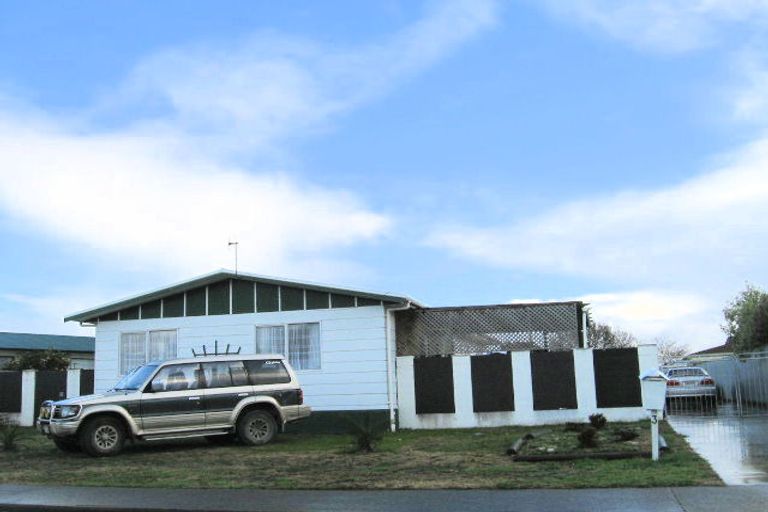 Photo of property in 3 Palgrave Avenue, Flaxmere, Hastings, 4120