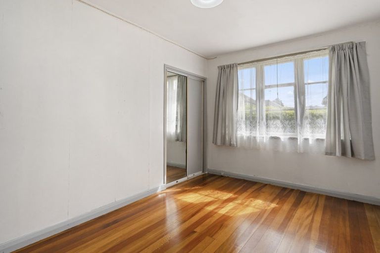 Photo of property in 1/10 Clement Grove, Taita, Lower Hutt, 5011