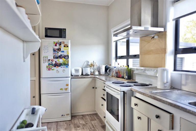 Photo of property in 2 Karenga Street, Koutu, Rotorua, 3010