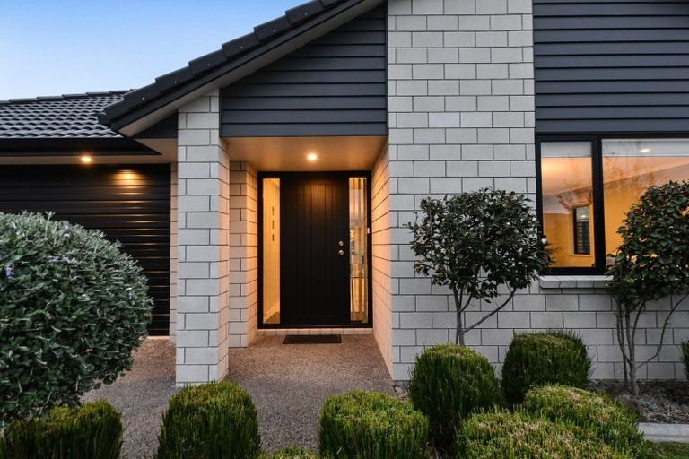 Photo of property in 3 Northbrook Glen, Flagstaff, Hamilton, 3210