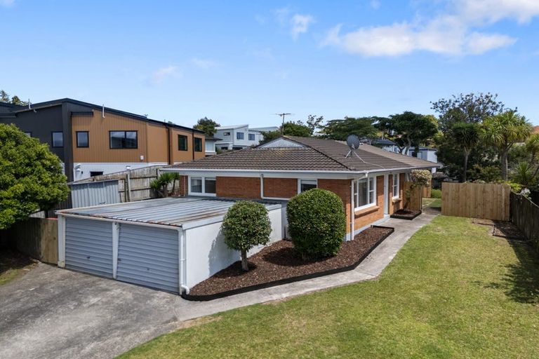 Photo of property in 1/8 Broadview Place, Howick, Auckland, 2014