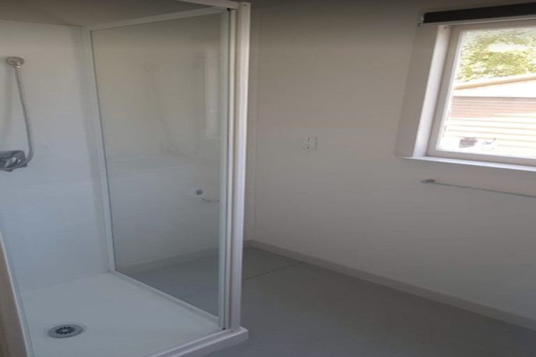 Photo of property in 11 Dallas Street, Riccarton, Christchurch, 8041