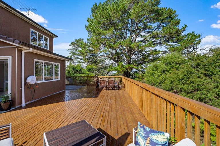 Photo of property in 1143a Whangaparaoa Road, Tindalls Beach, Whangaparaoa, 0930