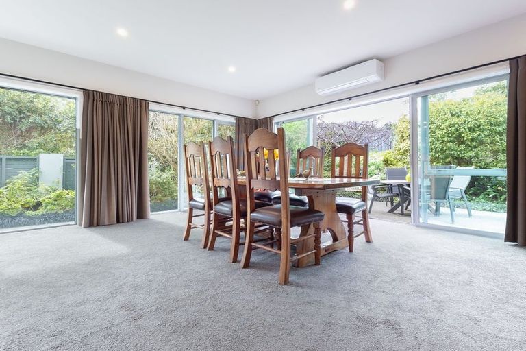 Photo of property in 6a Kohutuhutu Road, Raumati Beach, Paraparaumu, 5032