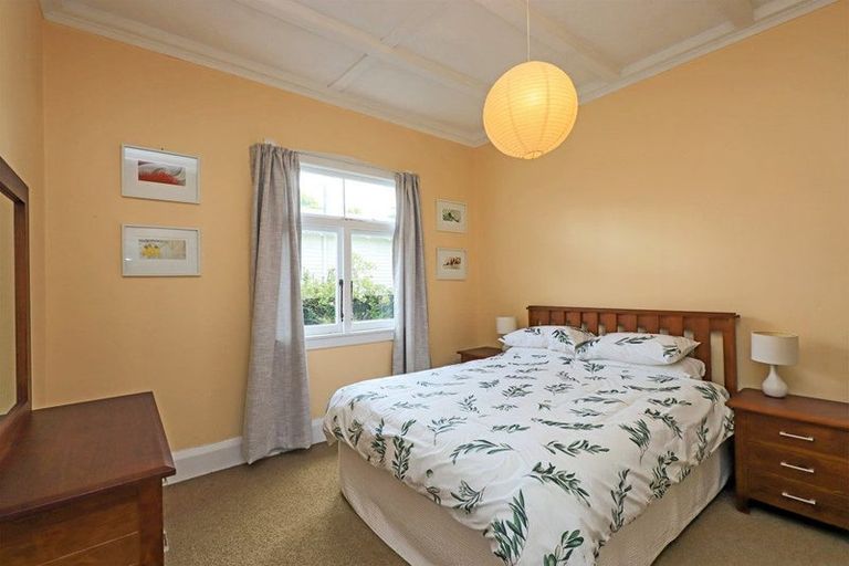 Photo of property in 604 Avenue Road West, Saint Leonards, Hastings, 4120