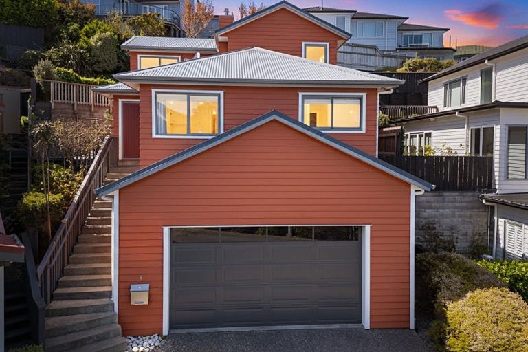 Photo of property in 4 Lakshmi Place, Khandallah, Wellington, 6035