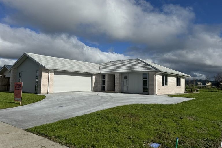 Photo of property in 165 Kupe Drive, Whitianga, 3510