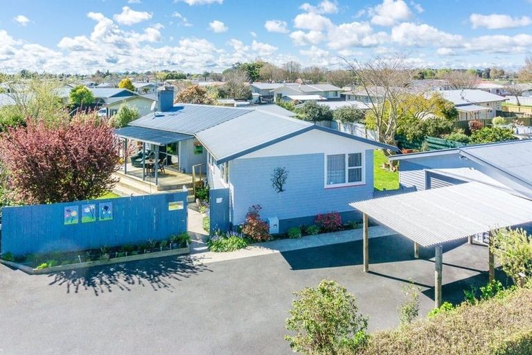 Photo of property in 6 Rhonda Avenue, Deanwell, Hamilton, 3206