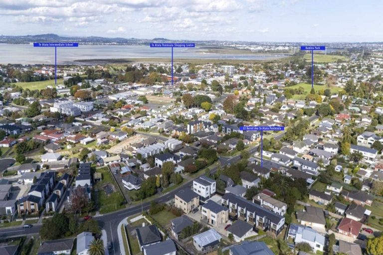 Photo of property in 32 Kervil Avenue, Te Atatu Peninsula, Auckland, 0610